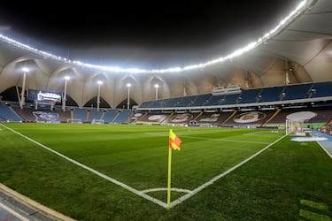 epa08975643 A general view of the King Fahd International Stadium prior to the Saudi Super Cup match between Al Hilal and Al Nassr, Riyadh, Saudi Arabia, 30 January 2021. EPA/STR
