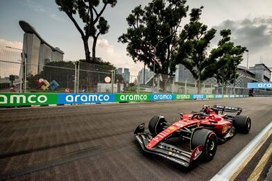 Formula 1, Gp Singapore, pole a Sainz: video highlights delle prove