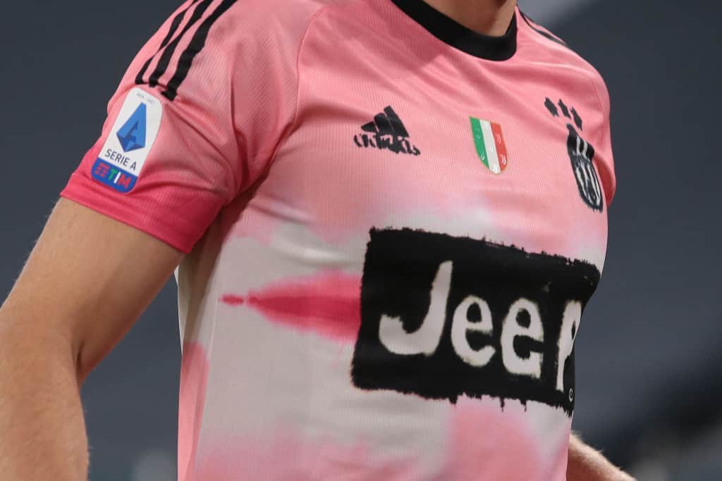 La maglia della Juventus disegnata da Pharrell Williams per stagione 2020/21