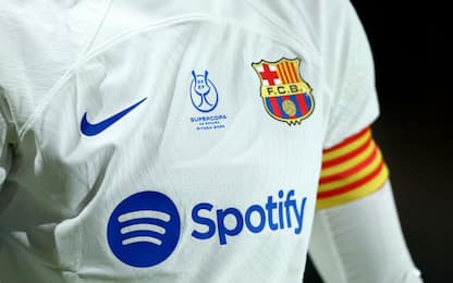 Il Barcellona ai tifosi: “In Arabia evitate sostegno a Lgbtq+”