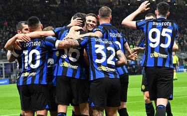 Serie A, Sassuolo-Napoli 1-6. Inter domina Atalanta 4-0