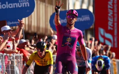 Giro d'Italia 202: Milan vince la 13^ tappa, Pogacar in maglia rosa