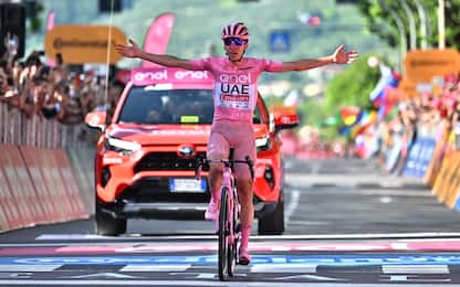 Giro d'Italia, Pogacar vince la 20^ tappa e consolida la maglia rosa