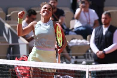 Roland Garros, battuta Rybakina: Jasmine Paolini va in semifinale