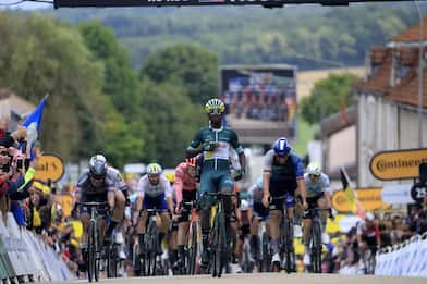 Girmay vince la 8^ tappa del Tour de France. La classifica