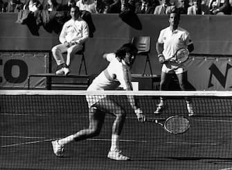Coppa Davis ©lapresse
archivio storico
sport
tennis
anni '70
Coppa Davis
nella foto: Adriano Panatta e Paolo Bertolucci durante una partita di Coppa Davis
BUSTA 3131