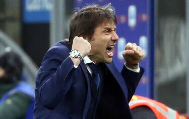 Inter Milan s coach Antonio Conte jubilates at the end of the Italian serie A soccer match between FC Inter and US Sassuolo at Giuseppe Meazza stadium in Milan, 7 April 2021.
ANSA / MATTEO BAZZI