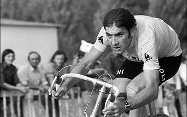 Ciclismo, Eddy Merckx compie 75 anni: i record del “cannibale” belga