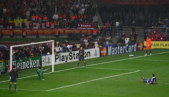 MOSCOW - MAY 21:  John Terry of Chelsea misses a penalty during the UEFA Champions League Final match between Manchester United and Chelsea at the Luzhniki Stadium on May 21, 2008 in Moscow, Russia.  (Photo by Michael Steele/Getty Images)
