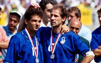 PASADENA, CA - JULY 17: Roberto Baggio #10 and Franco Baresi of Italy show their dejection after losing the match during the Final FIFA World Cup 1994 match between Brazil and Italy at Rose Bowl on July 17, 1994 in Pasadena, United States.  (Photo by Alessandro Sabattini/Getty Images)