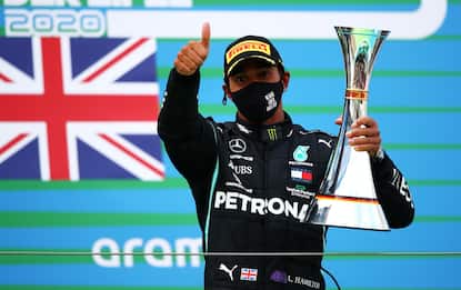 F1, Lewis Hamilton rinnova con la Mercedes solo per un anno