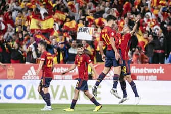 (220925) -- ZARAGOZA, Sept. 25, 2022 (Xinhua) -- Players of Spain celebrate a goal during the League A Group 2 match against Switzerland at the 2022 UEFA Nations League in Zaragoza, Spain, Sept. 24, 2022. (Photo by Marcos Cebrian/Xinhua) - Marcos Cebrian -//CHINENOUVELLE_sipa.916/2209250934/Credit:CHINE NOUVELLE/SIPA/2209250946