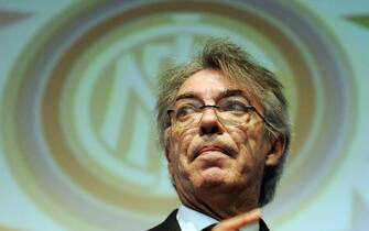 CALCIO: INTER; MORATTI, NON METTO IN DISCUSSIONE BENITEZ Il presidente dell'Inter Massimo Moratti a una premiazione che si è tenuta questo pomeriggio a Milano, 25 novembre 2010. ANSA/DANIEL DAL ZENNARO