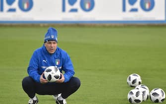 Luigi Di Biagio, the head coach of the Italian National Soccer team directs a training session in Coverciano Sport Center in Florence, 19 March 2018. Italy will play Argentina on 23 March. ANSA/ MAURIZIO DEGL'INNOCENTI 
























































































































































































