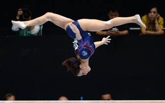 epa03899633 Italy's Vanessa Ferrari performs on the balance beam during the Artistic Gymnastics World Championships in Antwerp, Belgium, 06 October 2013.  EPA/MARIJAN MURAT EDITORIAL USE ONLY