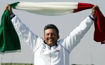 Atene 2004 atene 2004 22-08-2004
finale tiro al piattello categoria skeet
nella foto la medaglia d'oro andrea benelli
foto elio castoria