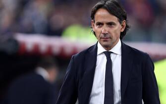 ROME, ITALY - MAY 11: Simone Inzaghi of FC Internazionale looks on prior to the Coppa Italia Final match between Juventus and FC Internazionale at Stadio Olimpico on May 11, 2022 in Rome, Italy. (Photo by Sportinfoto/vi/DeFodi Images via Getty Images)