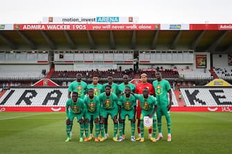 MARIA ENZERSDORF, AUSTRIA - SEPTEMBER 27: Senegal team group during the  International Friendly between Senegal and Iran at Motion Invest Arena on September 27, 2022 in Maria Enzersdorf, Austria. (Photo by Robbie Jay Barratt - AMA/Getty Images)