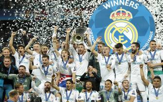 Il Real Madrid festeggia la coppa