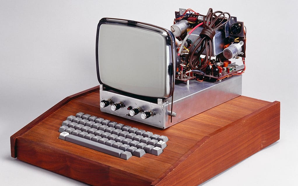 Il primo Apple costruito da Steve Jobs nel 1976
