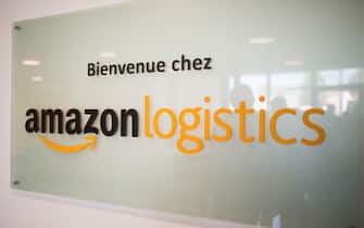 File photo dated september 23 2019 of Amazon logistic warehouse in Velizy-Villacoublay near Paris, France The e-commerce company Amazon announced 3,000 job creations in France in 2021 in a press release sent on Thursday. The American giant, some of whose projects on French soil are strongly contested, is committed to "promoting the integration of young people into employment and equal opportunities". Photo by Raphael Lafargue/ABACAPRESS.COM