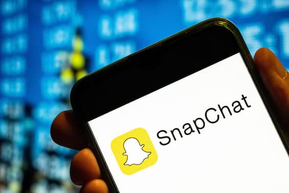 Snapchat will allow parents to monitor kids’ chats