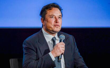 Elon Musk: "Chip Neuralink impiantato nel cervello umano entro 6 mesi"