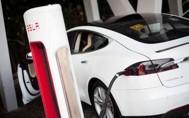 Mr "Big Short" scommette 530 milioni di dollari contro Tesla