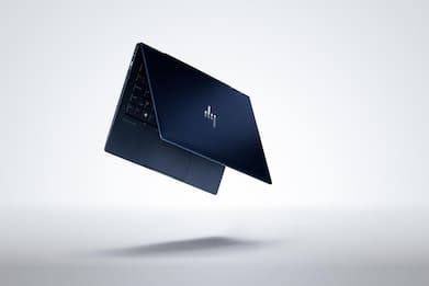 HP Elite Dragonfly, il laptop ultraleggero ideale per lo smart working