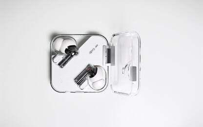 Nothing ear (1), cuffie wireless dal design trasparente