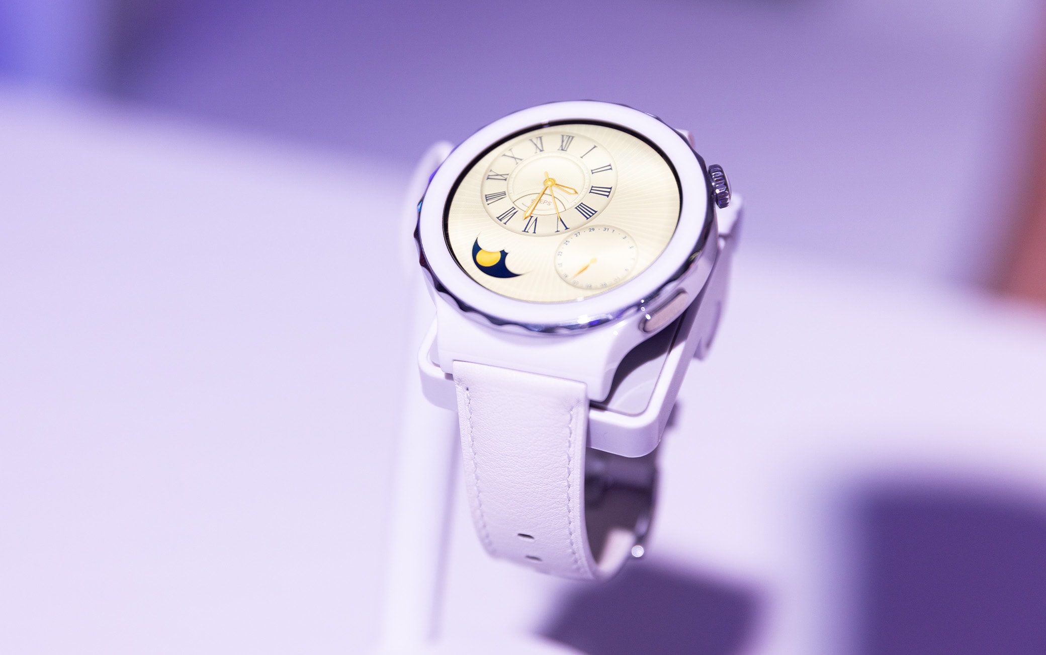 Huawei Watch GT 3 Pro bianco in ceramica