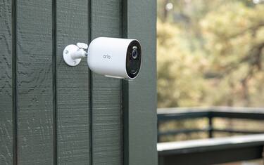 Arlo GO 2: la telecamera smart che usa anche la rete cellulare
