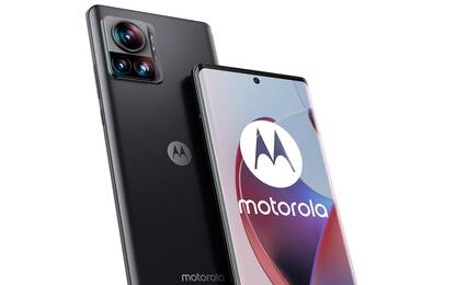 Motorola, la prova di edge 30 ultra e anteprima il foldable razr 2022
