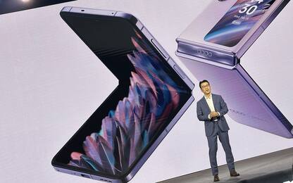 Find N2 Flip, tutte le funzionalità del nuovo pieghevole di OPPO