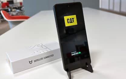 CAT S75, smartphone indistruttibile e sempre connesso