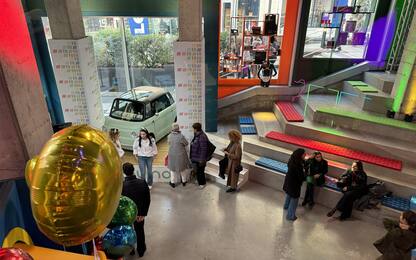 Settimana del Black Friday, Amazon inaugura un pop-up store a Milano