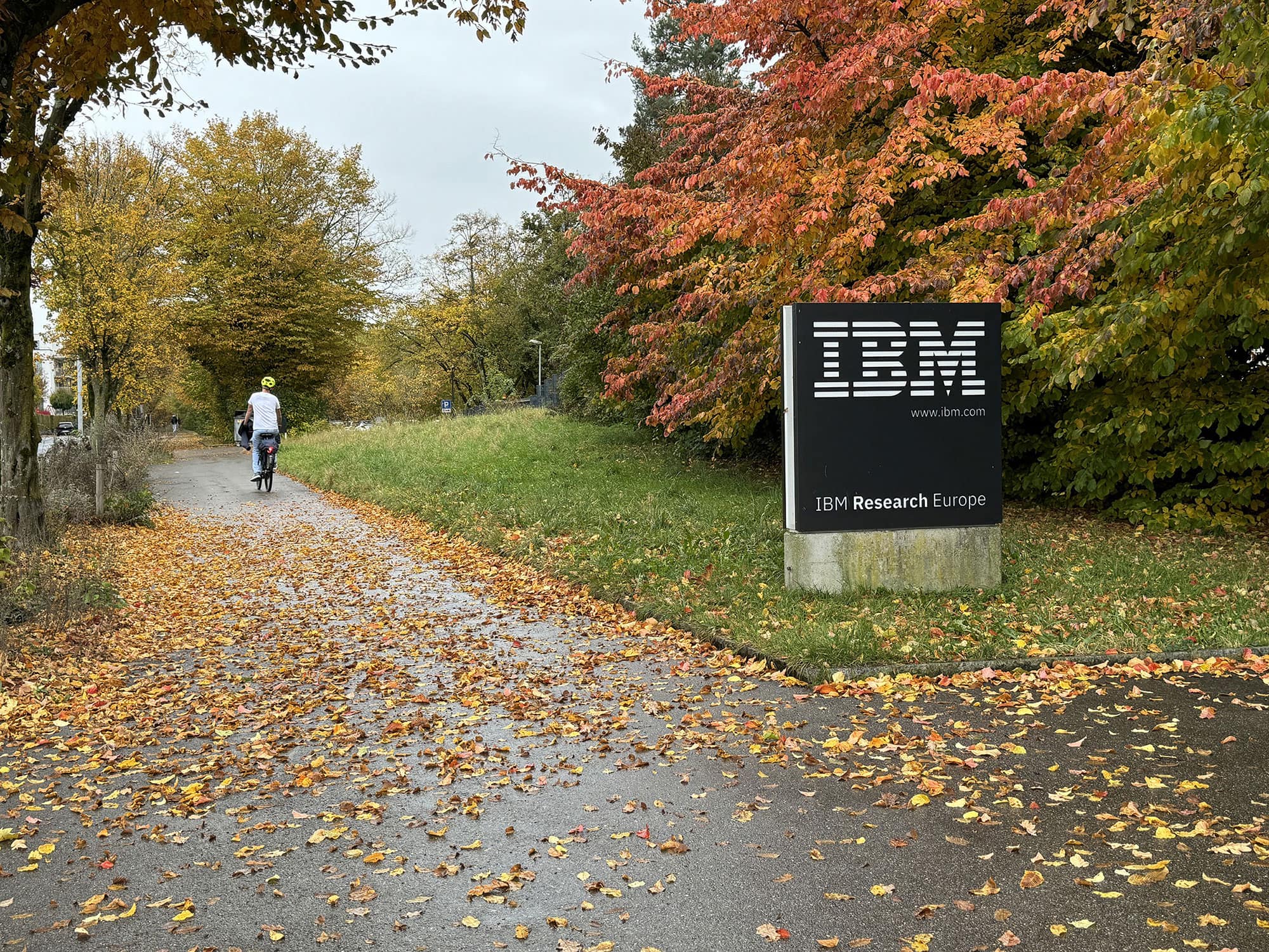 L’ingresso del Centro di Ricerca IBM di Zurigo
