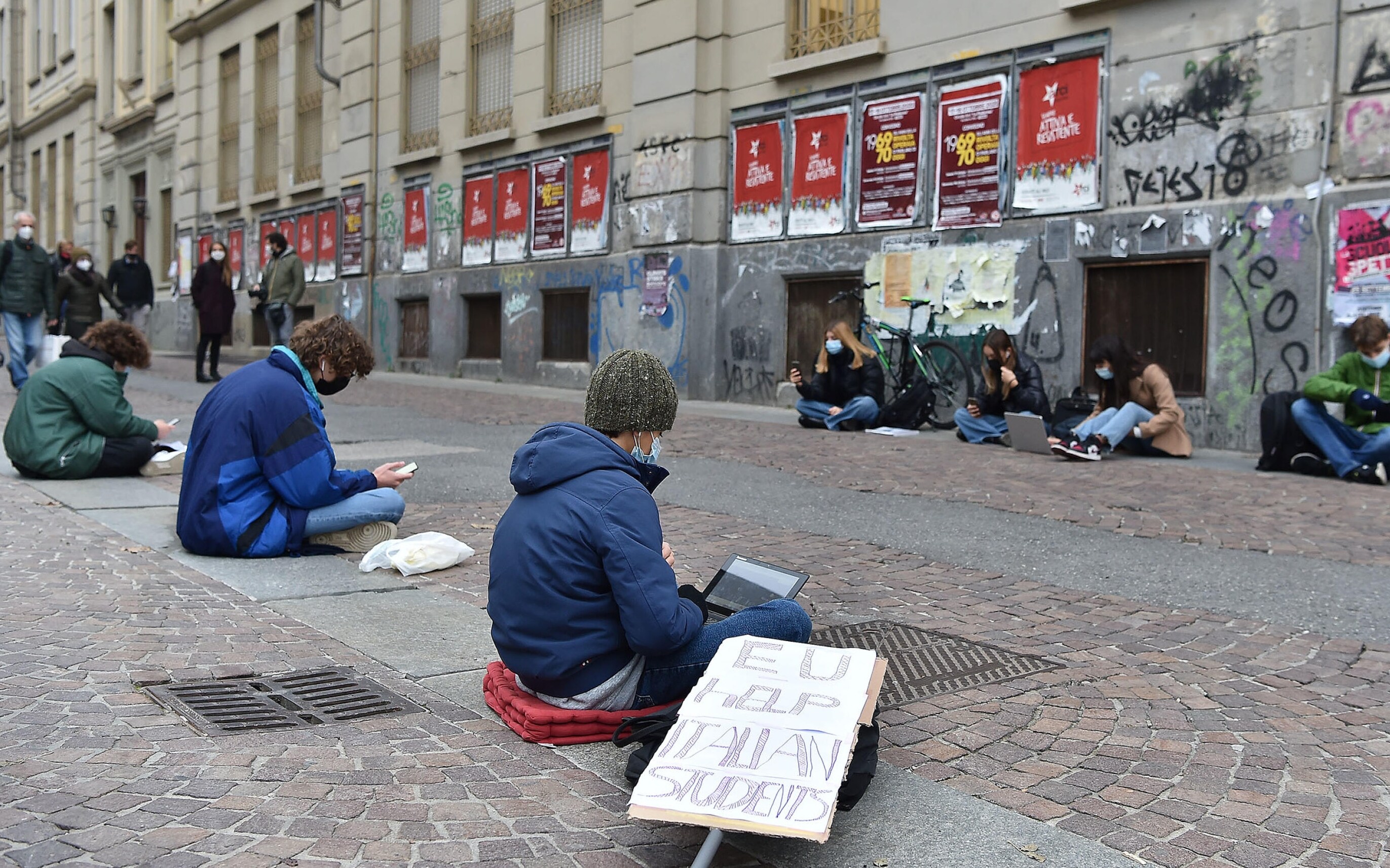 Studenti in strada a Torino