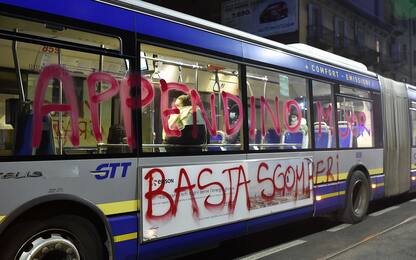 Torino, sgombero palazzina anarchici: su bus minacce ad Appendino