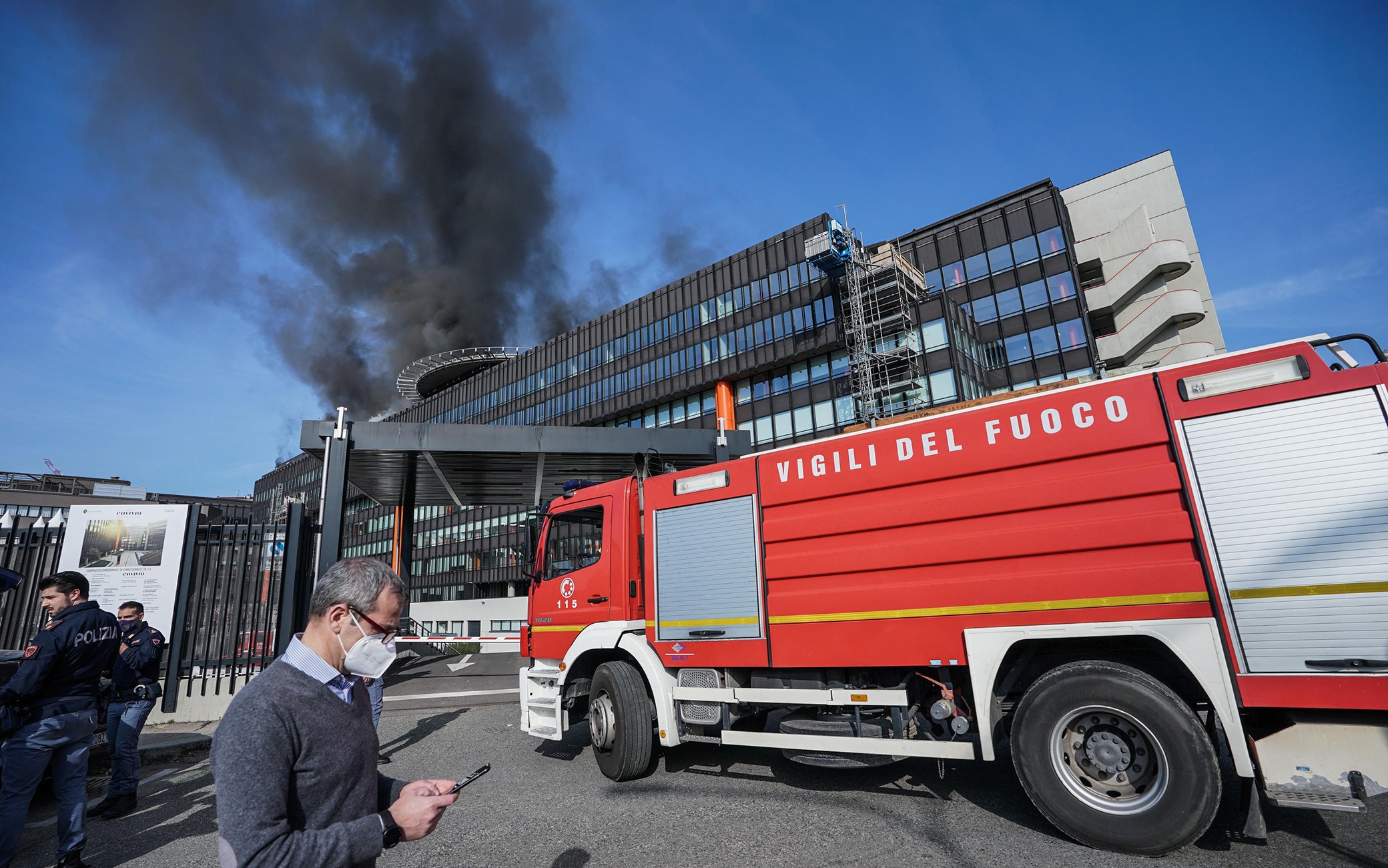 Incendio palazzo Torino