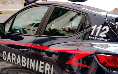 Roma, donna in auto uccisa da colpo pistola: fermato il marito