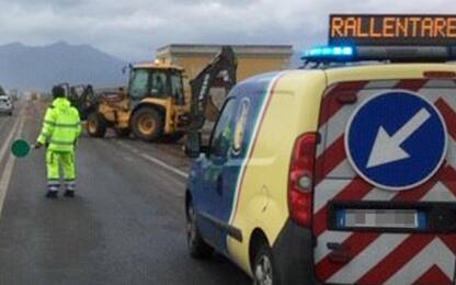 Incidente stradale a Cittadella, scuolabus contro pullman: un morto 