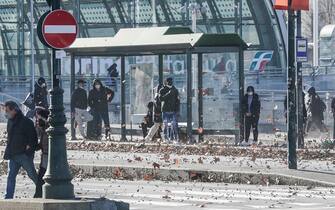Meteo vento forte. Torino Forti raffiche di vento foehn a Torino, 31 gennaio 2022. ANSA/TINO ROMANO