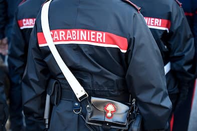 Torino, amministratore tenta di dare fuoco a un condomino: arrestato
