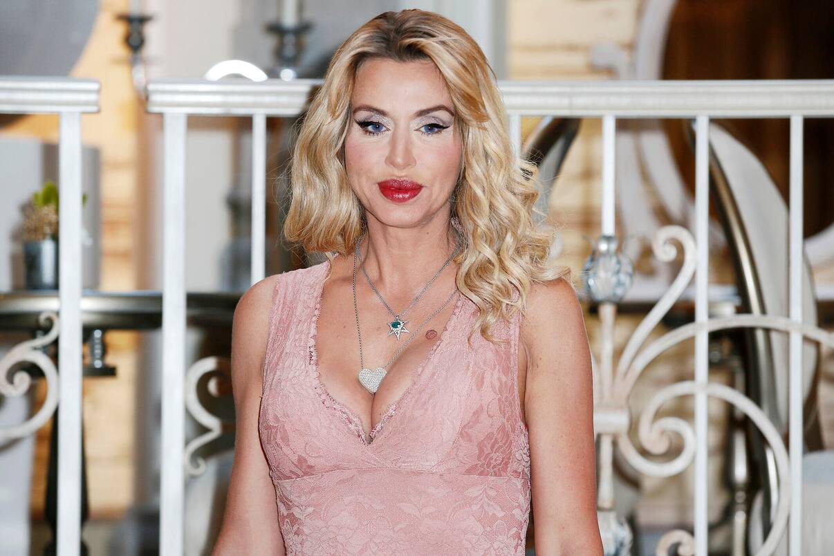 Valeria Marini da giovane le foto più belle della showgirl