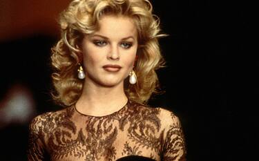 00-eva-herzigova-getty