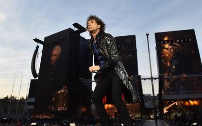 Mick Jagger su Twitter: “Al lavoro su nuove tracce”