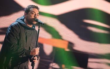 coez-e-sempre-bello-singolo-piu_-venduto-spotify