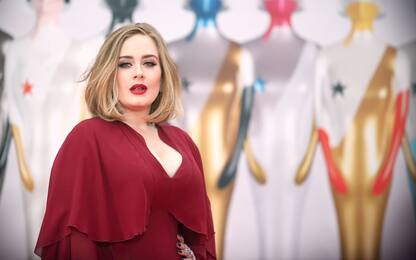 Adele in forma strepitosa: ha perso sei chili 
