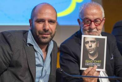 Gianni Canova racconta Checco Zalone in "Quo Chi?"